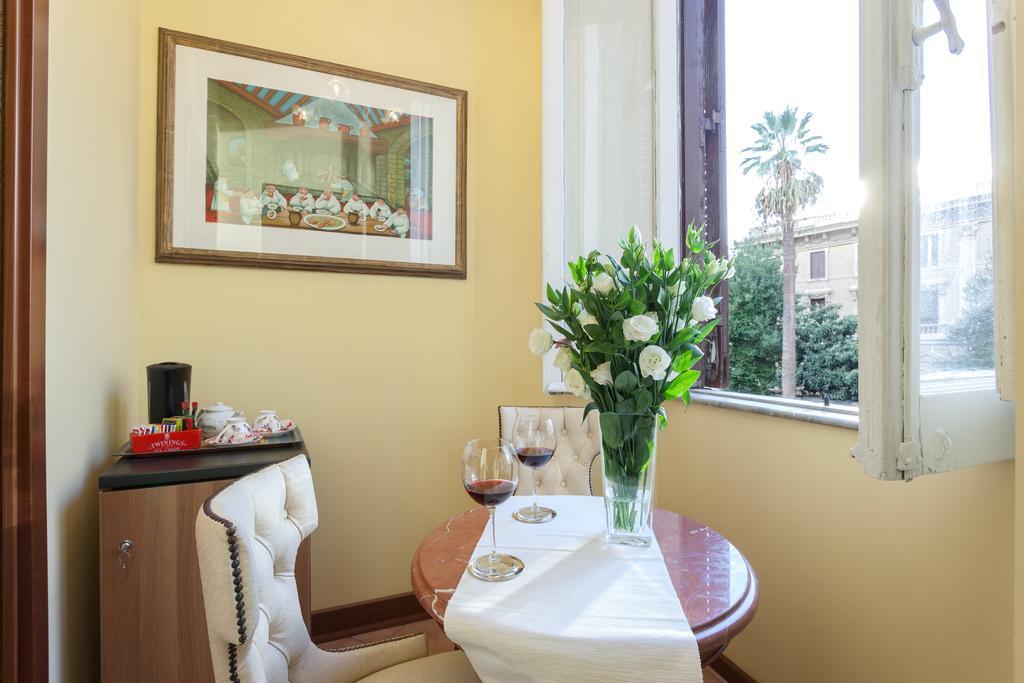 Vatican Domus Rome Room photo